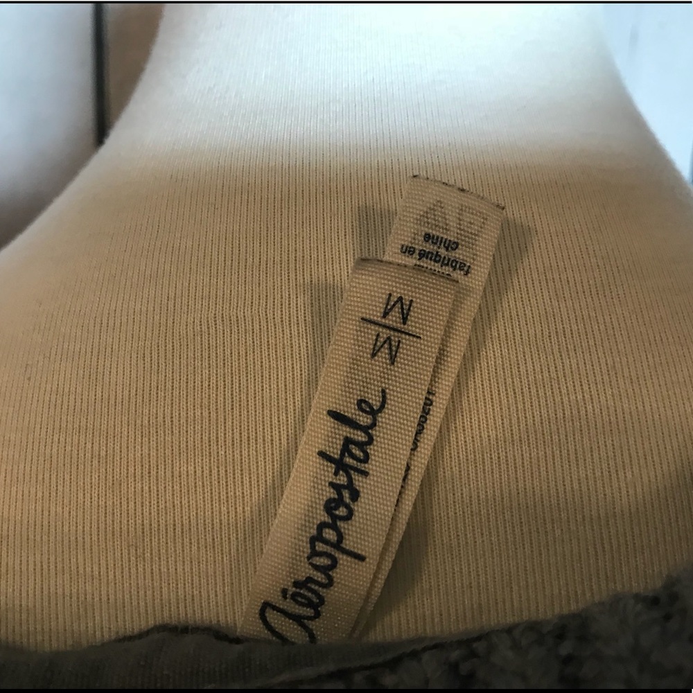 Aeropostale Super Cute Knit Sweater - Picture 6 of 6